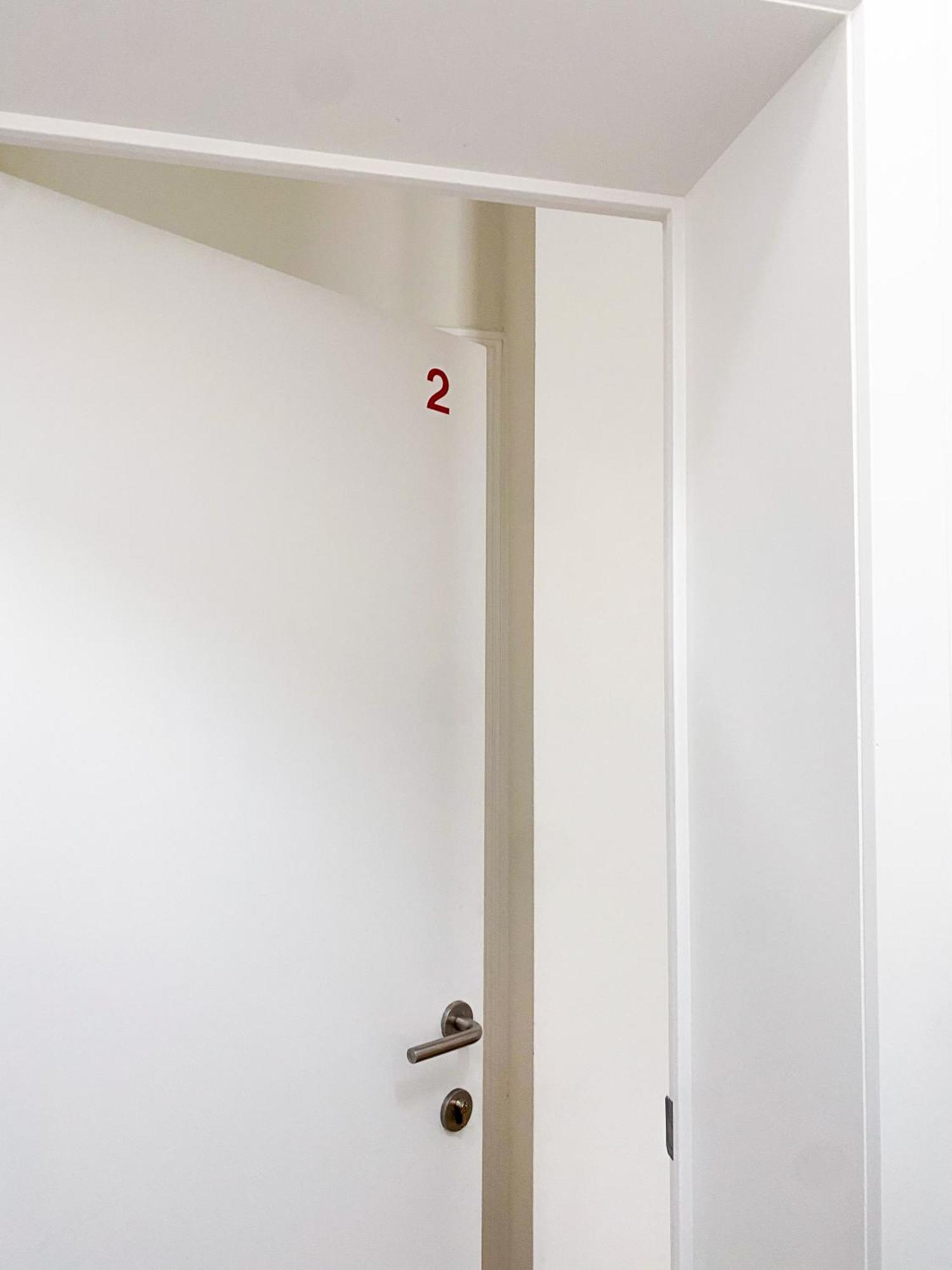 New Cozy Apartments In Porte De Hal Brussels Exterior photo