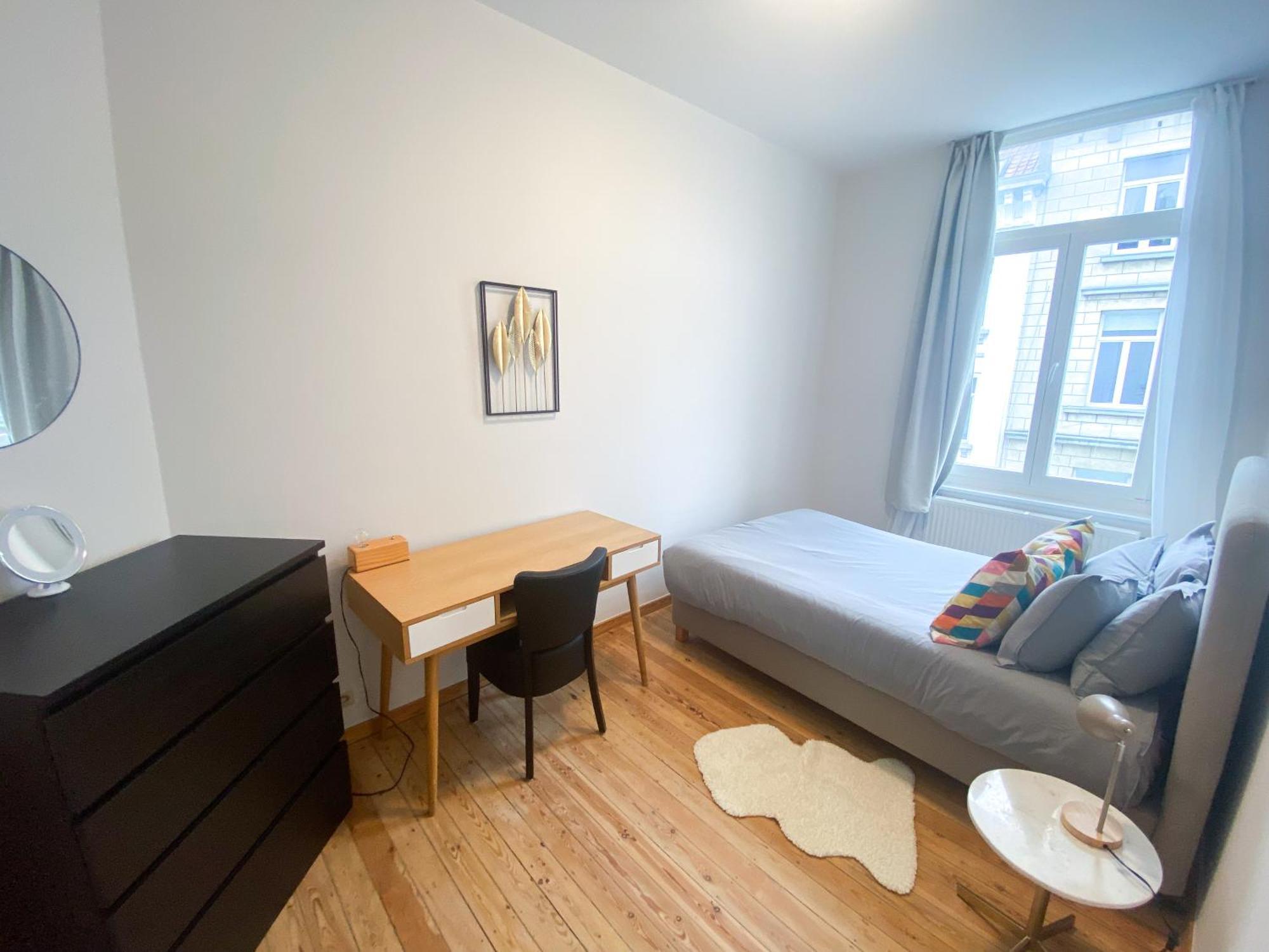 New Cozy Apartments In Porte De Hal Brussels Exterior photo