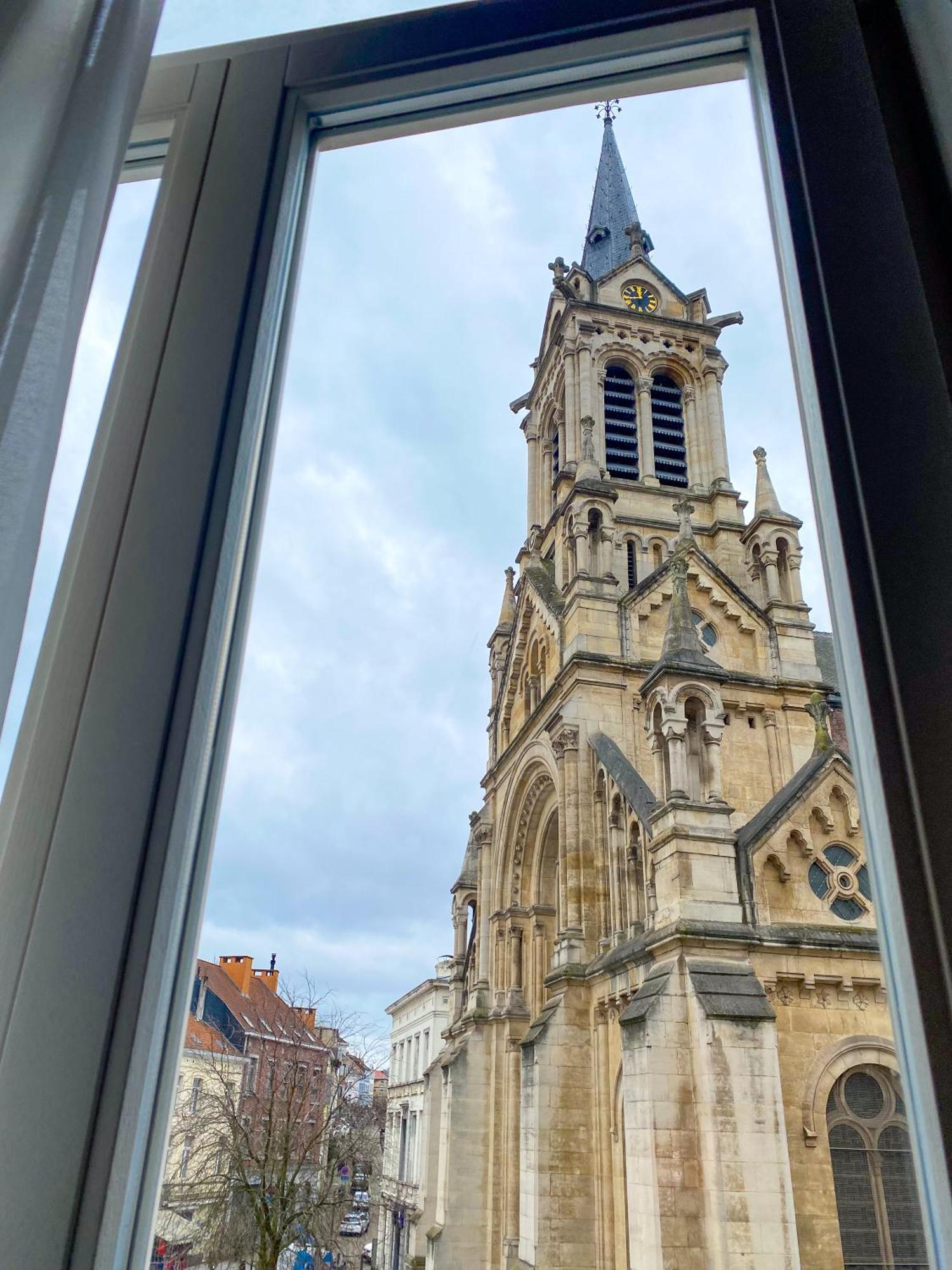New Cozy Apartments In Porte De Hal Brussels Exterior photo