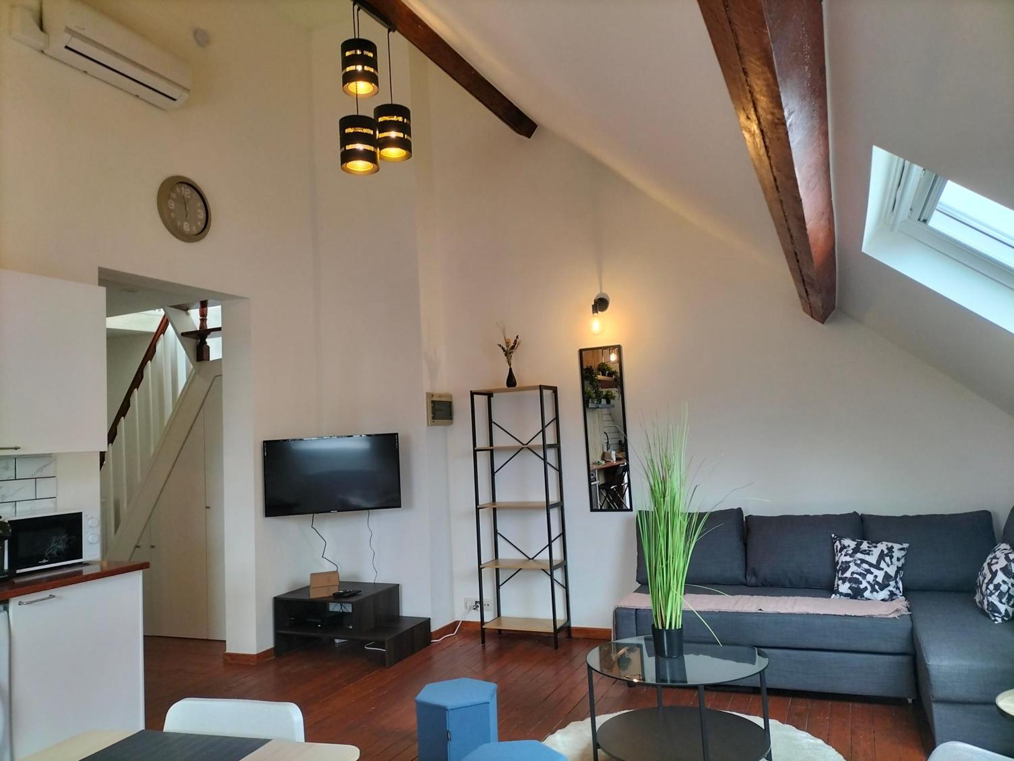 New Cozy Apartments In Porte De Hal Brussels Exterior photo