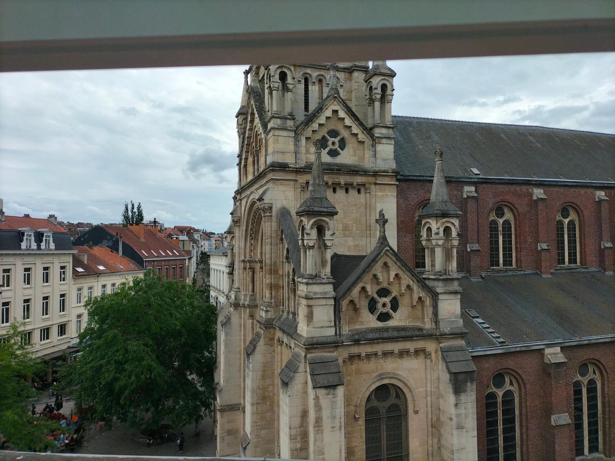 New Cozy Apartments In Porte De Hal Brussels Exterior photo